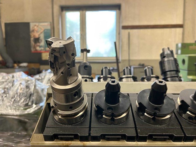 Universal milling machine (15x) - afbeelding 9 van  13