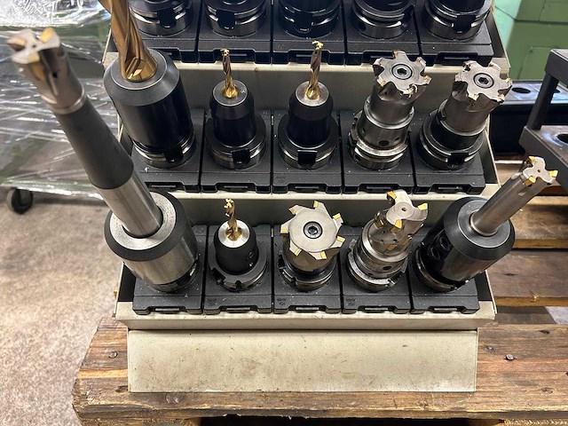 Universal milling machine (15x) - afbeelding 12 van  13