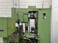 Universal milling machine - afbeelding 9 van  12