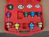 Universal radiator pressure tester kit - afbeelding 2 van  5