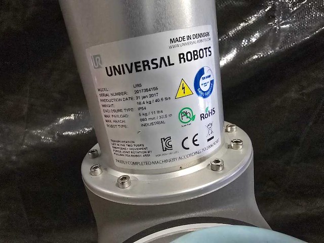 Universal robots - 2017 - ur5 - industriële robot - afbeelding 7 van  9