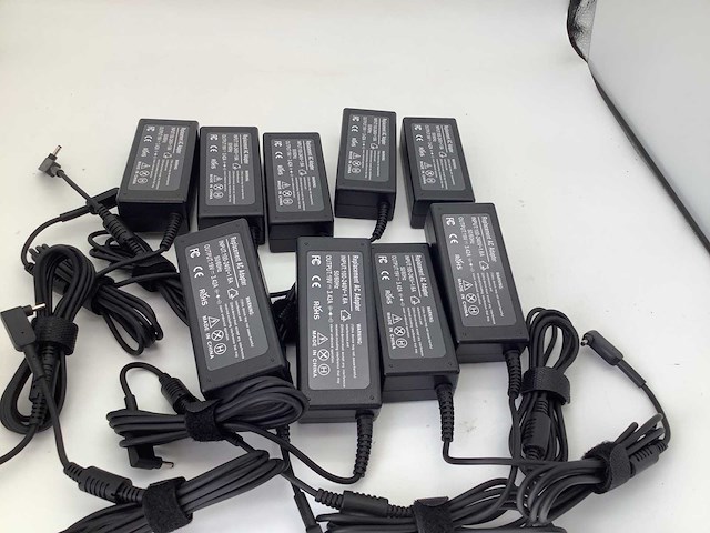 Universeel dunne pin acer laptop adapter (9x) - afbeelding 4 van  4