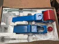 Universeel gereedschap voor het uitrollen van spatborden - afbeelding 3 van  4
