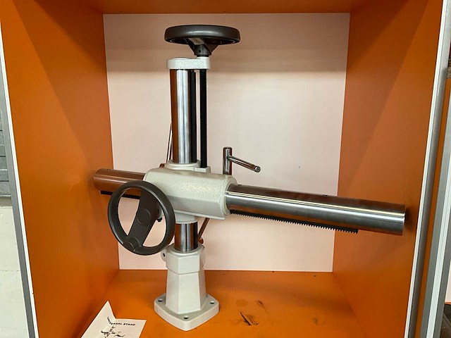 Universele aanvoerapparaat standaard - afbeelding 1 van  3