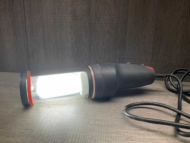 Universele bouwlamp ip44 met magneet en haak - afbeelding 2 van  4