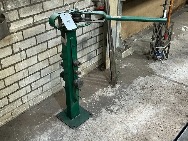 Universele buigmachine - afbeelding 1 van  4