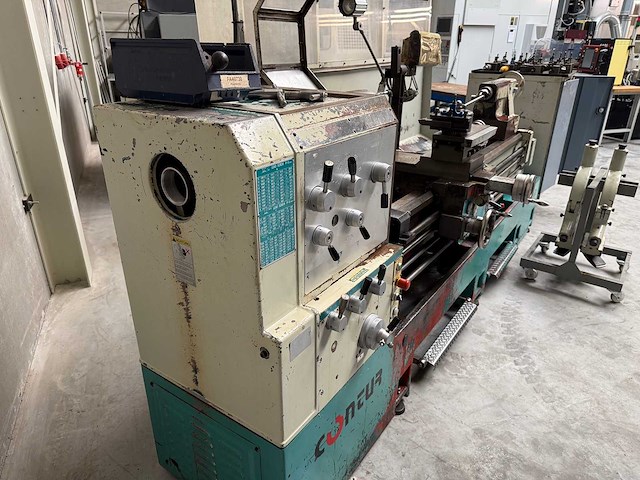 Universele draaibank - contur - sj-660/2000 l - 2008 - afbeelding 13 van  17