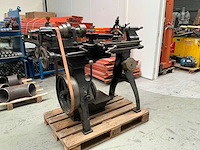 Universele draaibank - afbeelding 1 van  9