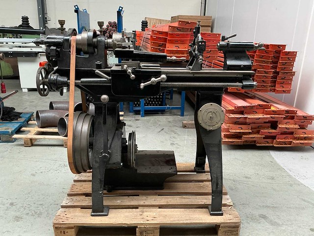 Universele draaibank - afbeelding 2 van  9