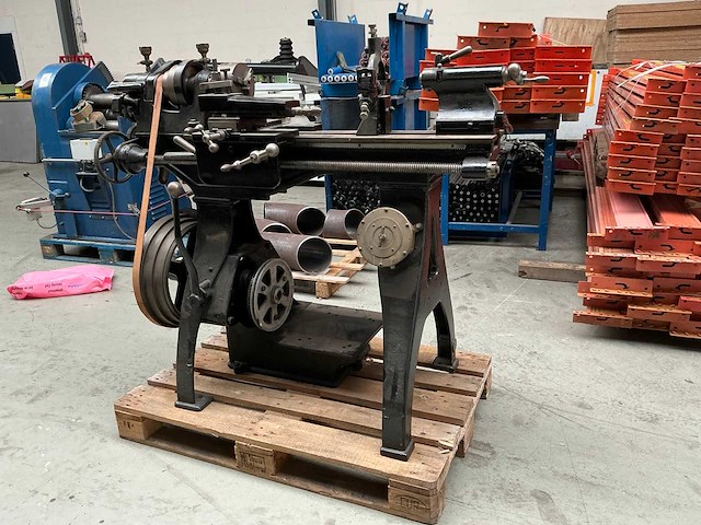 Universele draaibank - afbeelding 3 van  9