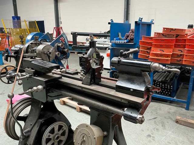 Universele draaibank - afbeelding 5 van  9