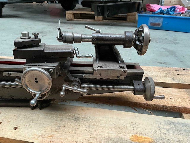 Universele draaibank - afbeelding 5 van  6