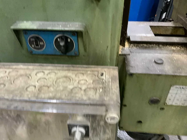 Universele freesmachine - afbeelding 3 van  15