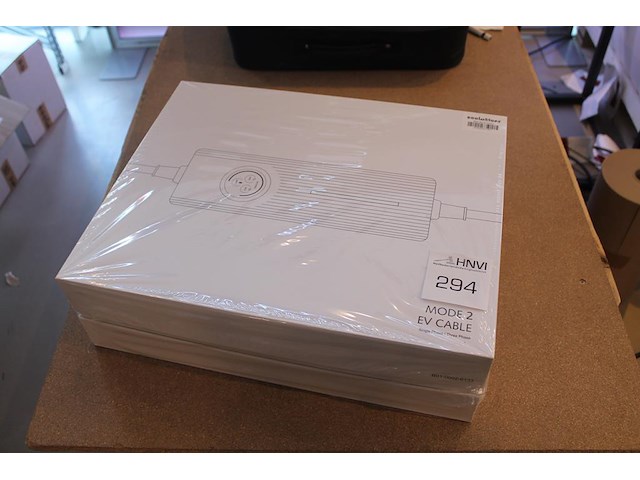 Universele oplader / laadkabel besen mode 2 bs-pcd-50 met 5 verloopkabels. nieuw in draagtas. - afbeelding 1 van  3