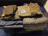 Univers/masseria/esse emme - broeken & bodywarmers (42x) - afbeelding 2 van  5