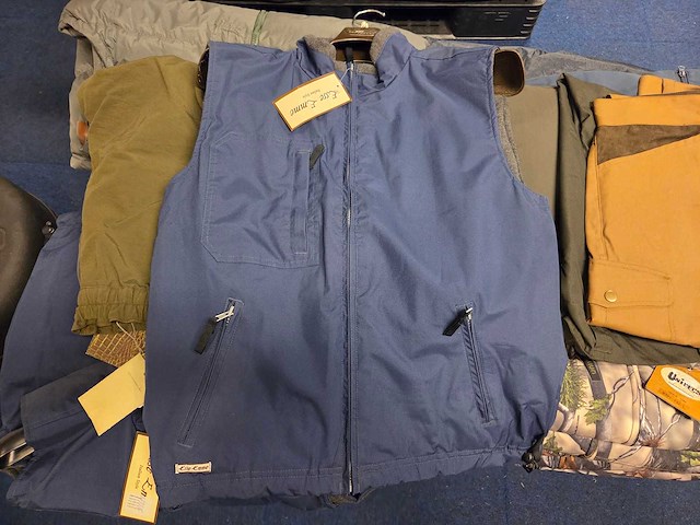 Univers/masseria/esse emme - broeken & bodywarmers (42x) - afbeelding 3 van  5