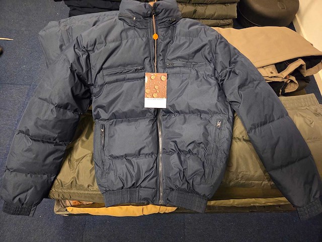 Univers/timberland - jassen (29x) - afbeelding 2 van  5