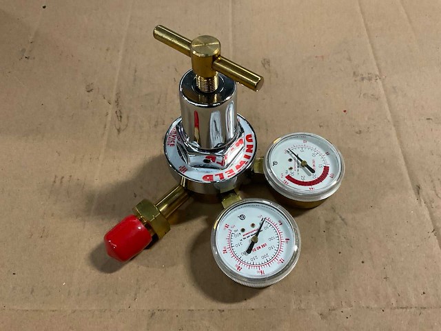Uniweld regulator - afbeelding 4 van  4