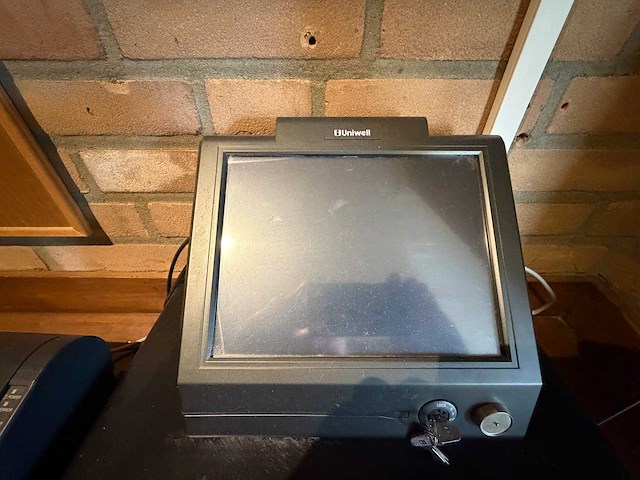 Uniwell dx-795 touchscreen kassa systeem - afbeelding 2 van  4