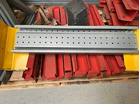 Unknown - draagarmstelling - afbeelding 5 van  13