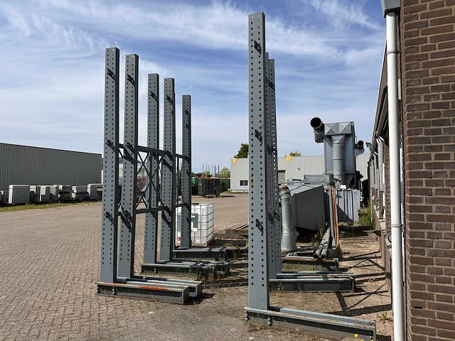 Unknown - draagarmstelling - afbeelding 10 van  13