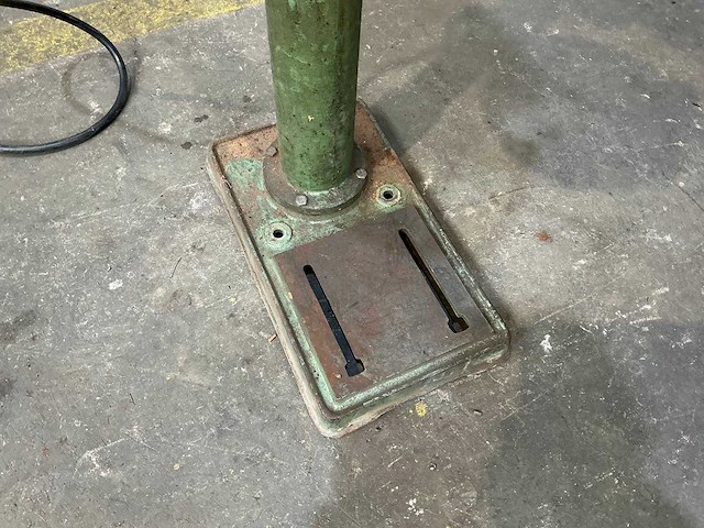 Unknown - pillar drilling machine - afbeelding 7 van  9