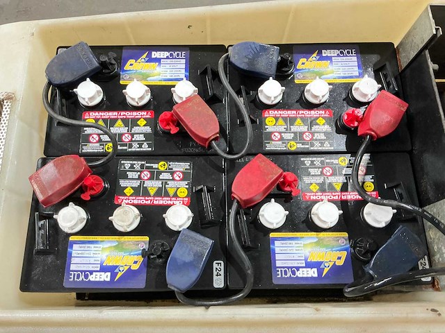 Unknown - schoonmaakwagen - afbeelding 3 van  12