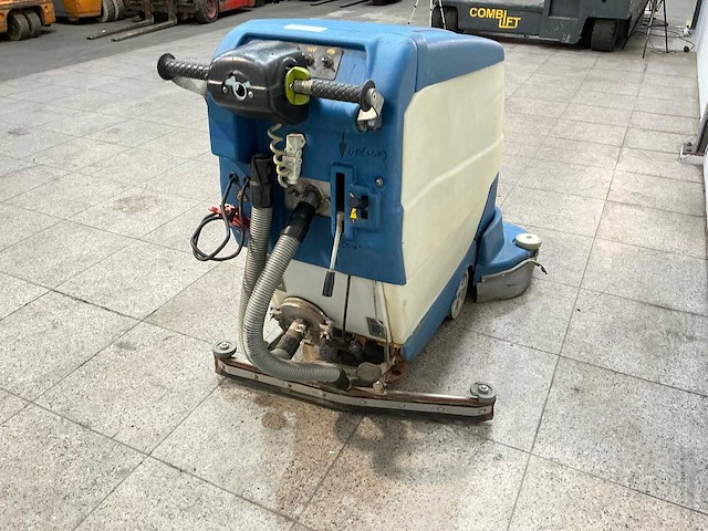 Unknown - schoonmaakwagen - afbeelding 8 van  12