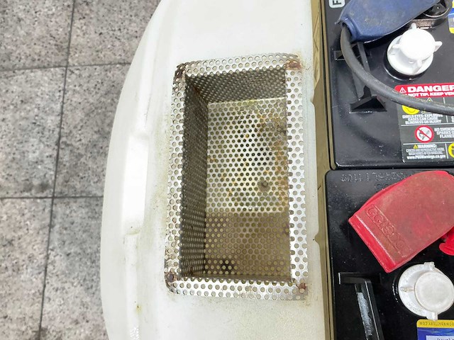 Unknown - schoonmaakwagen - afbeelding 12 van  12