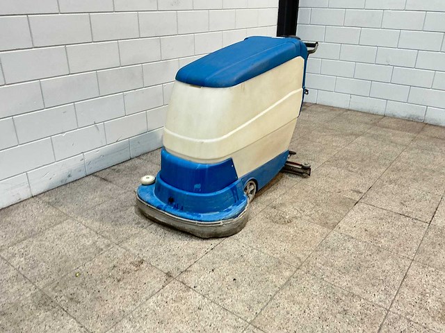 Unknown - schoonmaakwagen - afbeelding 3 van  8