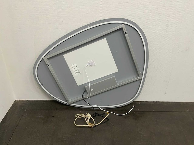 Uovo condensvrije led - spiegel dimbaar 100 x 80 cm - afbeelding 3 van  5
