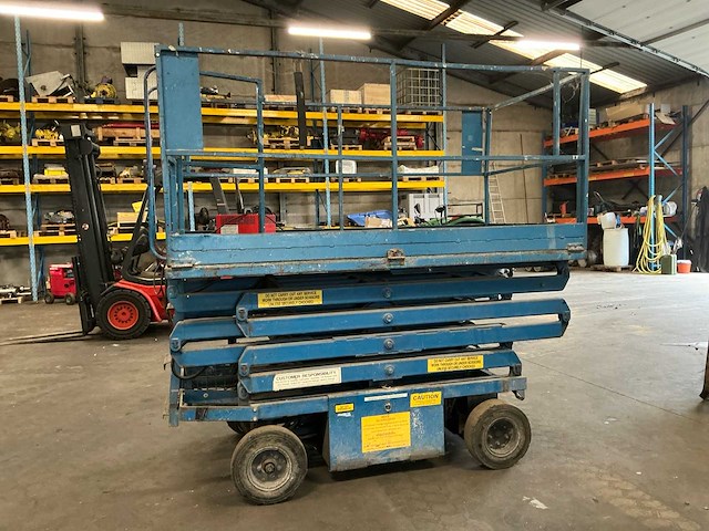 Up-right - f05024-01 - hoogwerker - afbeelding 7 van  14