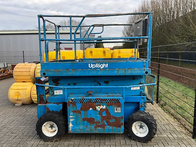 Up-right hoogwerker - afbeelding 8 van  14
