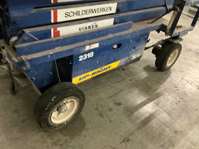 Up-right xl-24 hoogwerker 9 meter - afbeelding 13 van  13