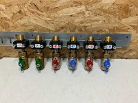 Uponor combi port hybride aansluitbeugel - afbeelding 2 van  7
