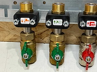 Uponor combi port hybride aansluitbeugel - afbeelding 3 van  7