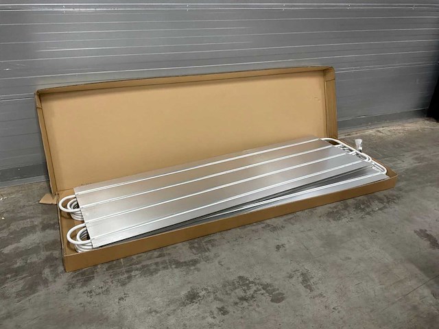 Uponor paneel wandverwarming (5x) - afbeelding 1 van  8