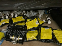 Uponor partij divers installatiemateriaal - afbeelding 3 van  5