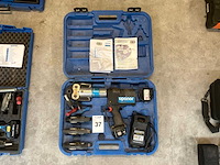 Uponor up 75 persmachine