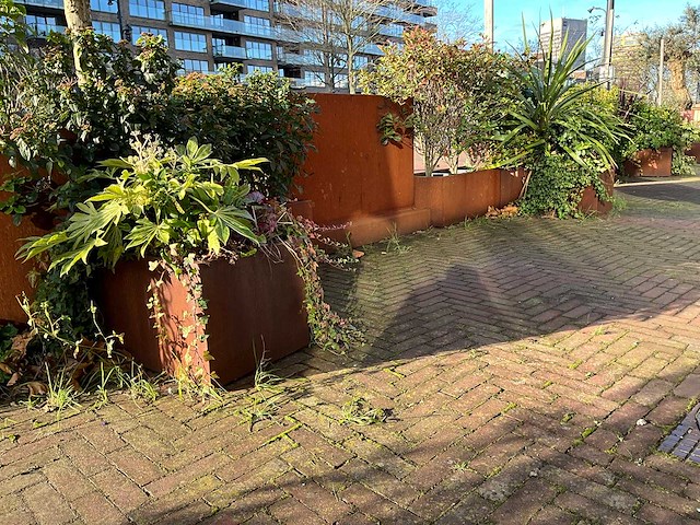 Upperbloom - metalen plantenbak met inhoud (2x) - afbeelding 3 van  7