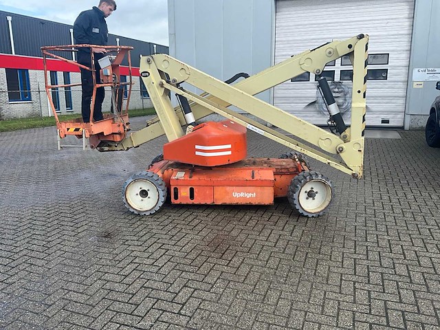 "upright" - ab38n - knik telescoophoogwerker - 2007 - afbeelding 33 van  36