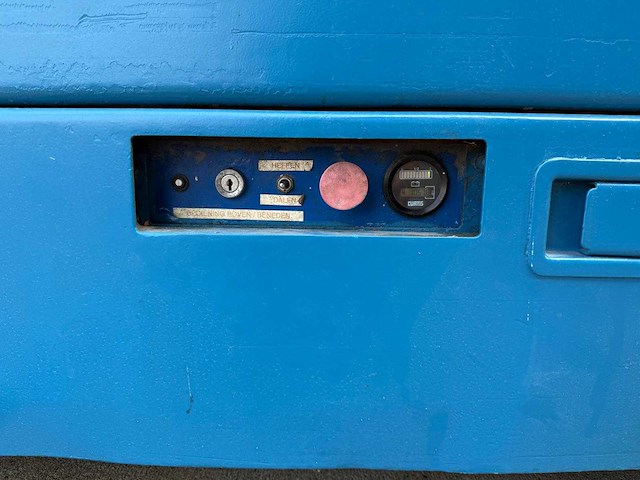 Upright - x 32 n 99 - 11.75m werkhoogte - hoogwerker - afbeelding 3 van  4