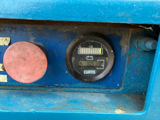 Upright - x 32 n 99 - 11.75m werkhoogte - hoogwerker - afbeelding 4 van  4