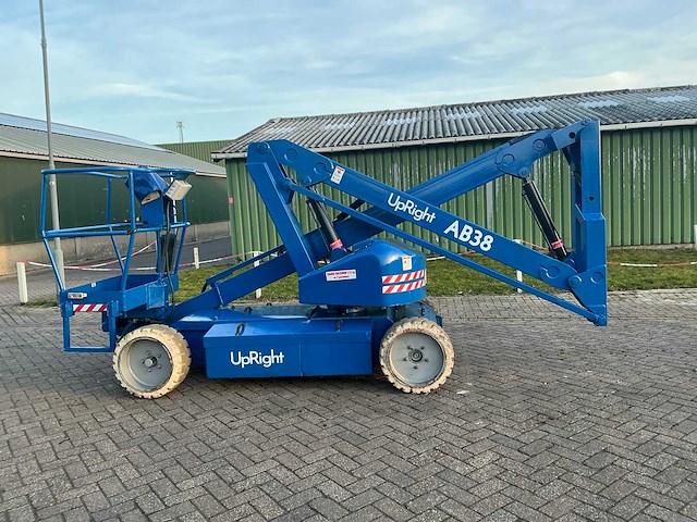 Upright ab38n hoogwerker - afbeelding 11 van  18