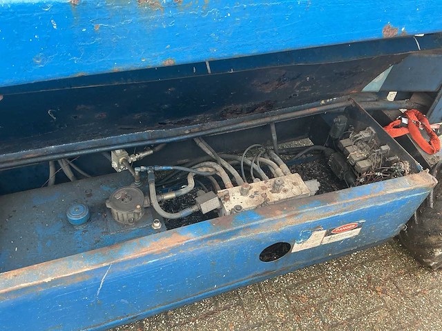 Upright sl-26 schaarhoogwerker - afbeelding 8 van  23