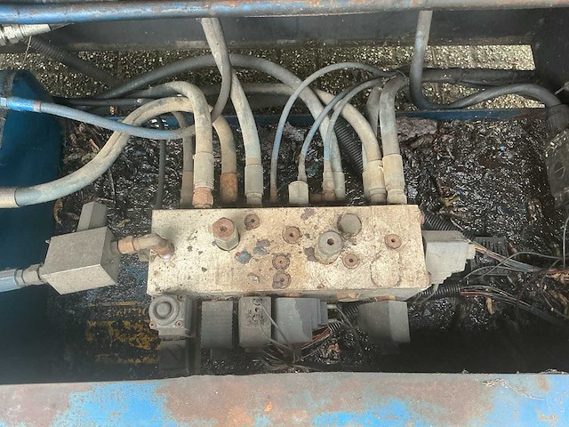 Upright sl-26 schaarhoogwerker - afbeelding 10 van  23