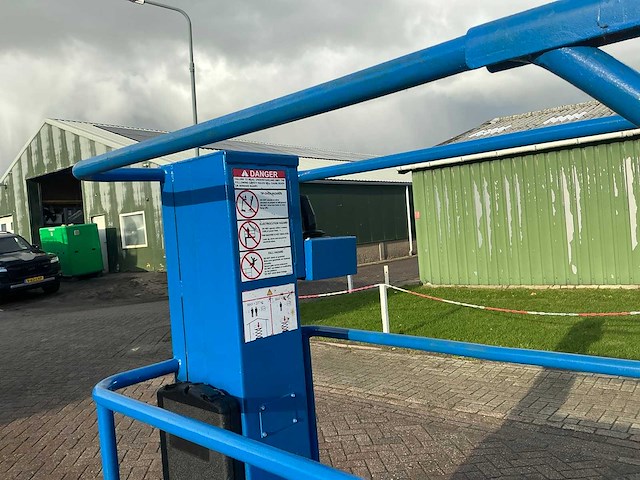 Upright tm12 hoogwerker - afbeelding 15 van  15