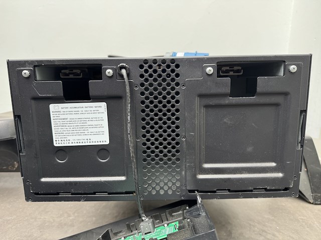 Ups noodstroom , apc, zwart - afbeelding 3 van  8