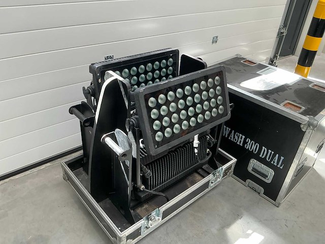 Urc 300 dual led citywash (4x) - afbeelding 3 van  5