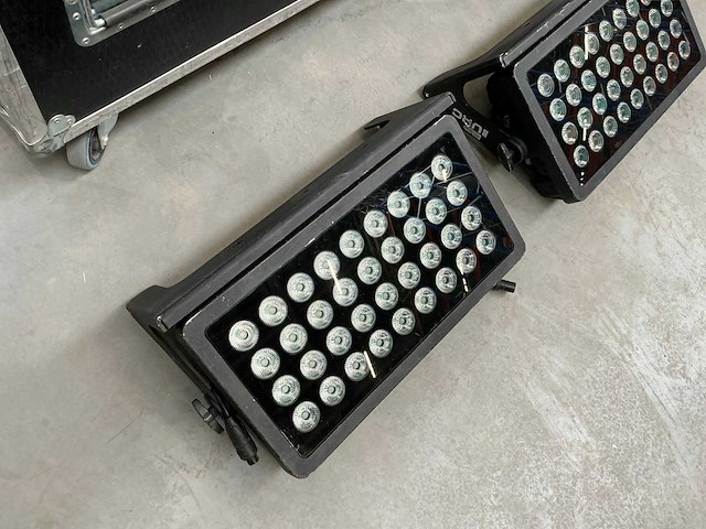 Urc 300 rgbw 18 ip67 citywash (4x) - afbeelding 3 van  4